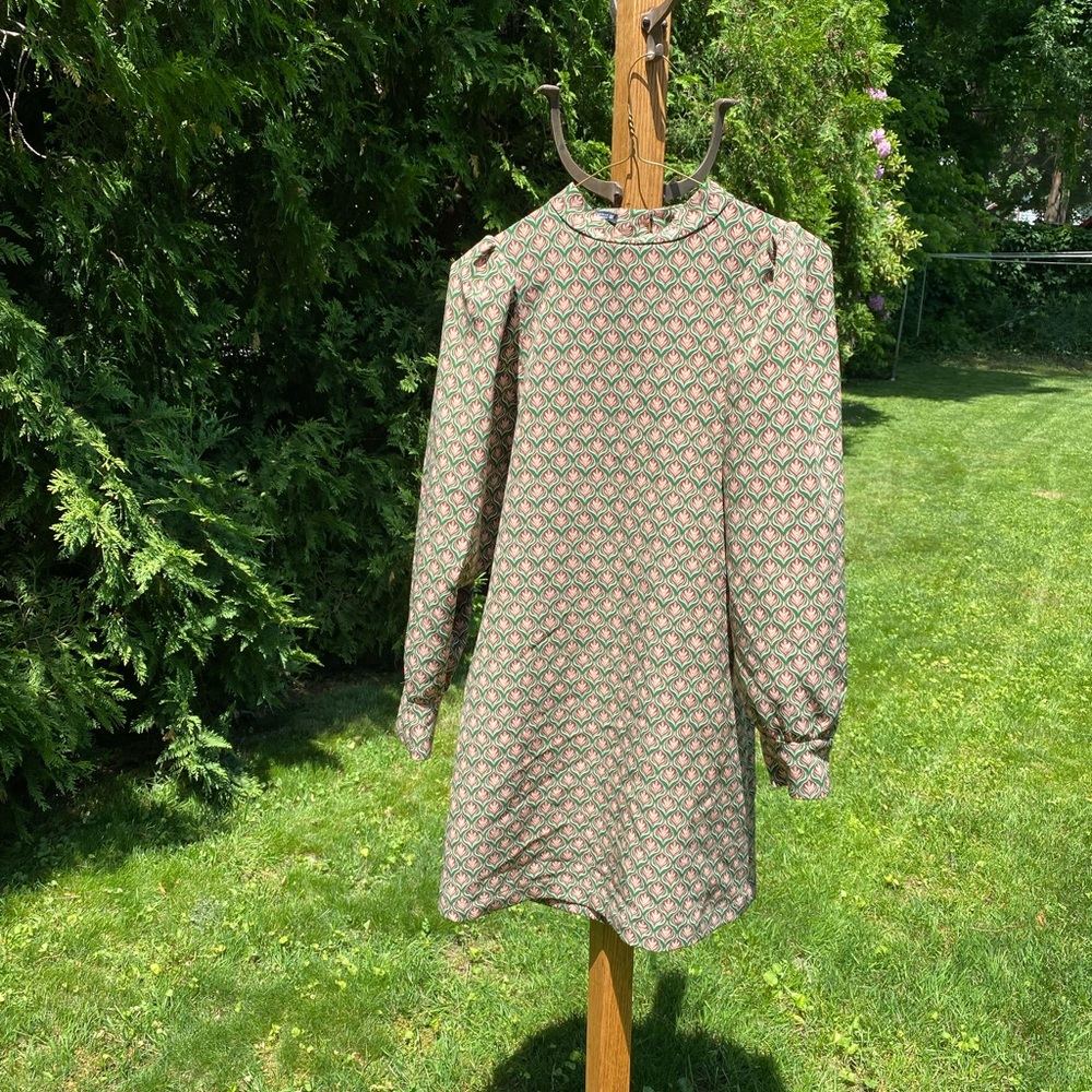 Zara xs bought in Mexico - lotus patterned - worn once for thanksgiving
